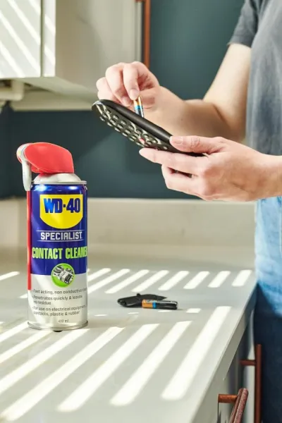 WD-40 Specialist Fast Drying Contact Cleaner - 400ml Spray Can - 300080 — 2