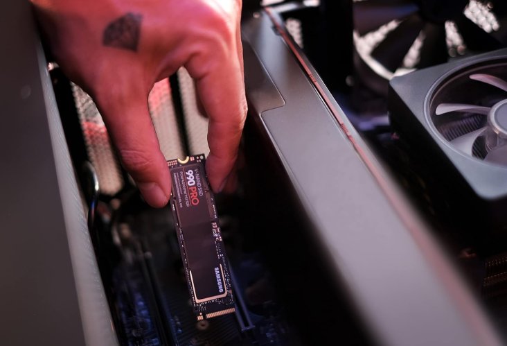 Samsung 990 PRO 2TB M.2 NVMe SSD - MZ-V9P2T0BW — 6
