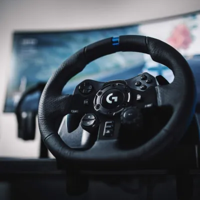 Logitech G923 TRUEFORCE Racing Sim Set - Racing Wheel & Pedals - PS5, PS4, PC - 941-000150 — 4